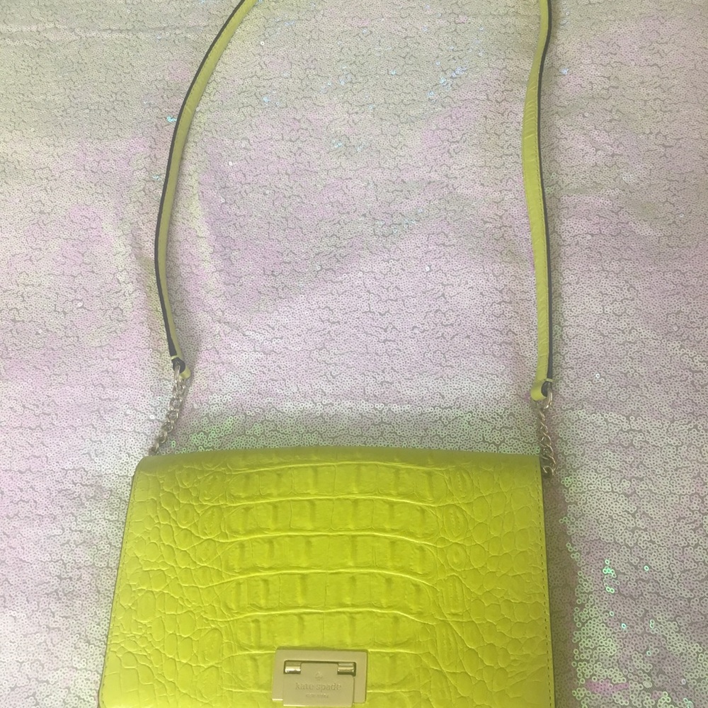 Lime green Kate Spade clutch with straps - Picture 4 of 6